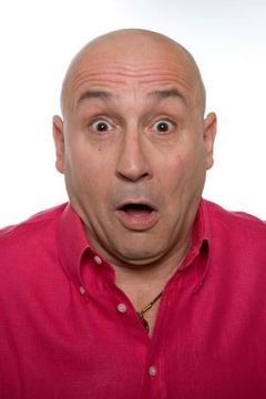 Maurizio Battista interpreta Nazareno