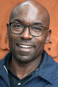 Lucien Jean-Baptiste interpreta Hugo