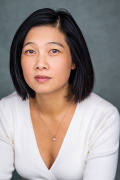 Tuyen Do interpreta Allergy Doctor