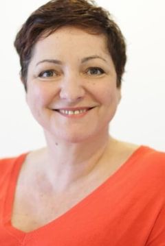 Valérie Druguet interpreta La sage-femme