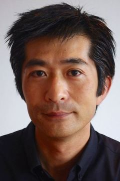 Yoji Tatsuta interpreta Army Officer 2