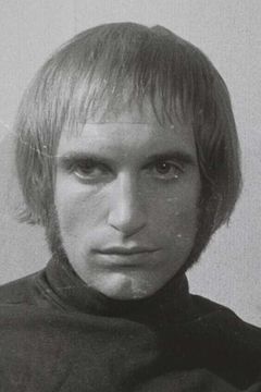 Hugo Metsers interpreta Shock Trooper