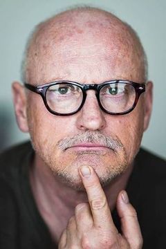 Arjan Ederveen interpreta Panneman