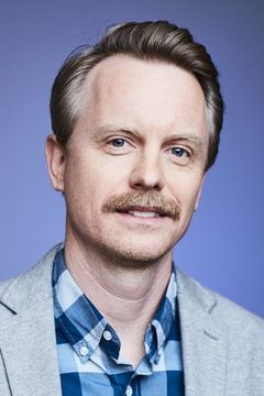 David Hornsby interpreta Pre-Crime Public Service Announcer