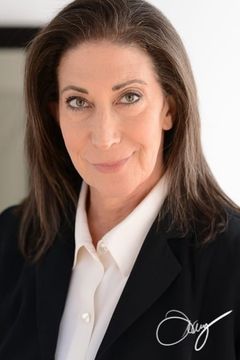 Dayna Beilenson interpreta Judge