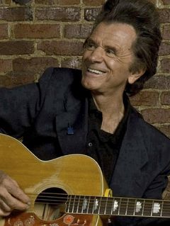 Gary Mule Deer interpreta Man at Health Food Restaurant