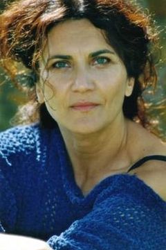 Rosa Di Brigida interpreta Rome Café Patron