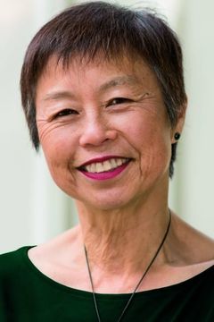 Helene Wong interpreta Grandmother