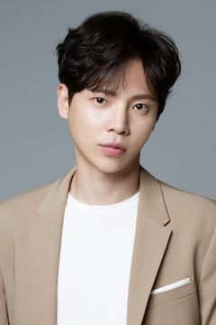 Go Geon-han interpreta Choi Yoon-jae