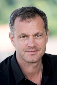 Joachim Kretzer interpreta Michael Richter