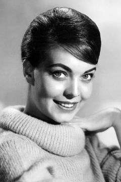 Susan Hart interpreta Diane (uncredited) (archive footage)