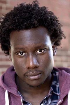 Okea Eme-Akwari interpreta Nice Looter
