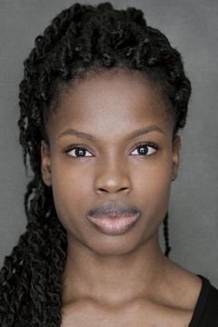Abiona Omonua interpreta Debutante