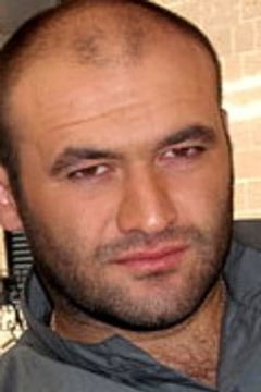 Beso Gataev interpreta Muslim preacher
