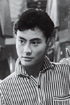 Akira Ishihama interpreta Amor de Peixes