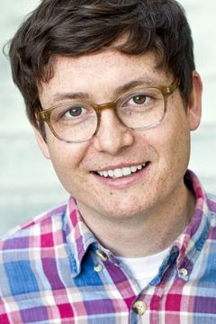 Allan McLeod interpreta Additional Voices (voice)