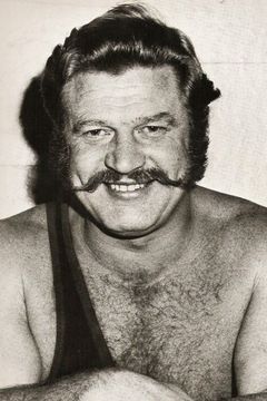 Rolland Bastien interpreta Wrestler