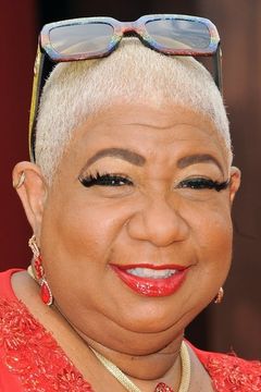 Luenell interpreta Champale