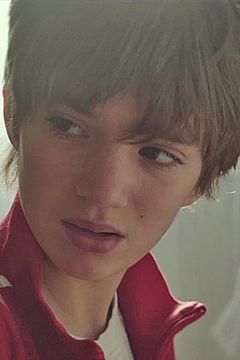 Billie Blain interpreta Jeanne