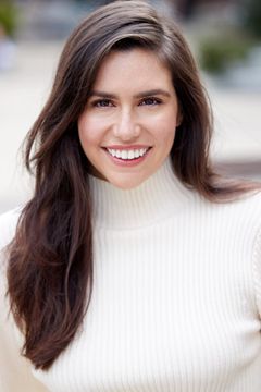 Savannah Lathem interpreta Additional Voice (voice)