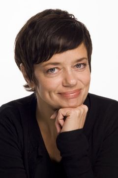 Gisken Armand interpreta Old Log Lady