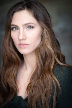 Lara Pictet interpreta Chambermaid Dallas