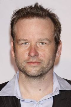 Dallas Roberts interpreta Gary Gemeaux