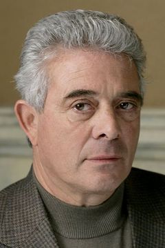 Frank Pietrangolare interpreta Tuna