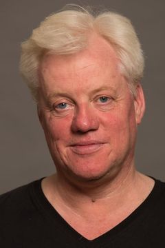 Uwe Lauer interpreta Oberscharführer Voss