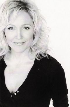 Tamara Mark interpreta Patrice Englund