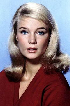 Yvette Mimieux interpreta Maria Riserau