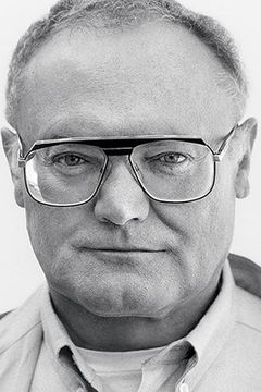 Werner Kreindl interpreta Schellenberg