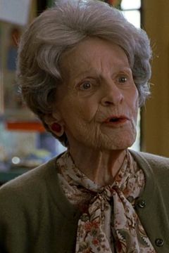 Helen Lloyd Breed interpreta Mrs. Biddle