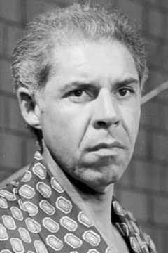 Hélio Ary interpreta Venceslau Diniz