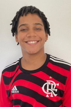Andrei Marques interpreta Leão