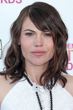 Clea DuVall interpreta Wendy Peyser