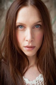 Lauren Fox interpreta Dr. Goldblatt