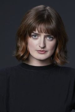 Chloe Troast interpreta Becky