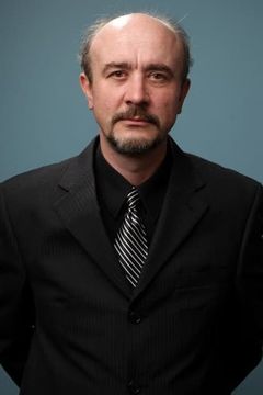 Genadijs Dolganovs interpreta Janitor