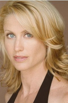 Kirstin Pierce interpreta Clady's Wife