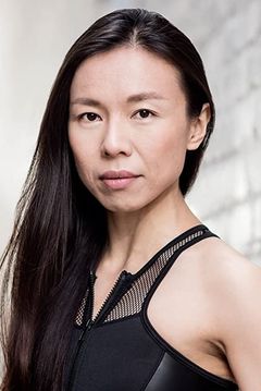 Angela Yeoh interpreta Forensic Photographer