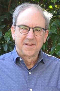 Lowell Ganz interpreta Stan
