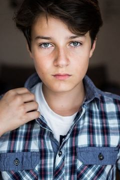 Oskar Keymer interpreta Felix Vorndran