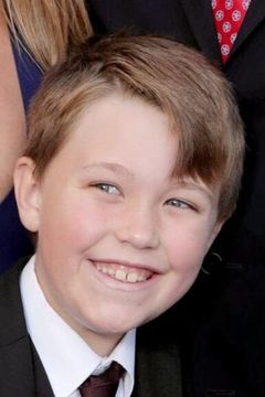 Asa Sheridan interpreta Jace Valentine