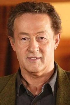 Gérard Klein interpreta Giulio Cesare