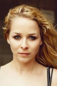 Jasmin Schwiers interpreta Lisa Bergmann