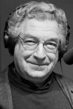 Michael Tezla interpreta Dr. Sussman