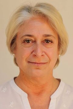 Teresa Côrte-Real interpreta (Uncredited)