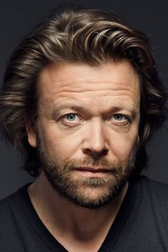 Kåre Conradi interpreta Ronaldo