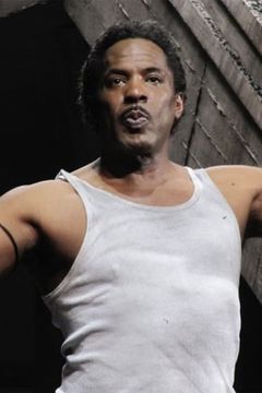 Gregg Baker interpreta Bouncer